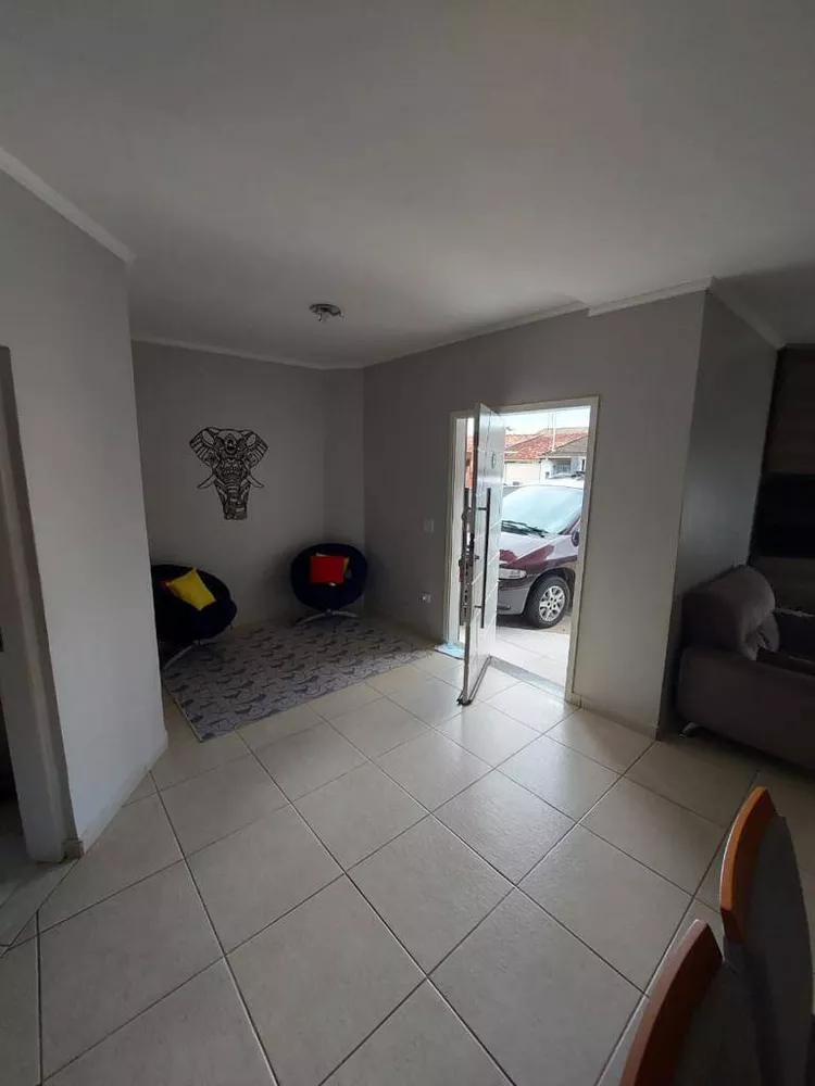 Casa à venda com 3 quartos, 156m² - Foto 4