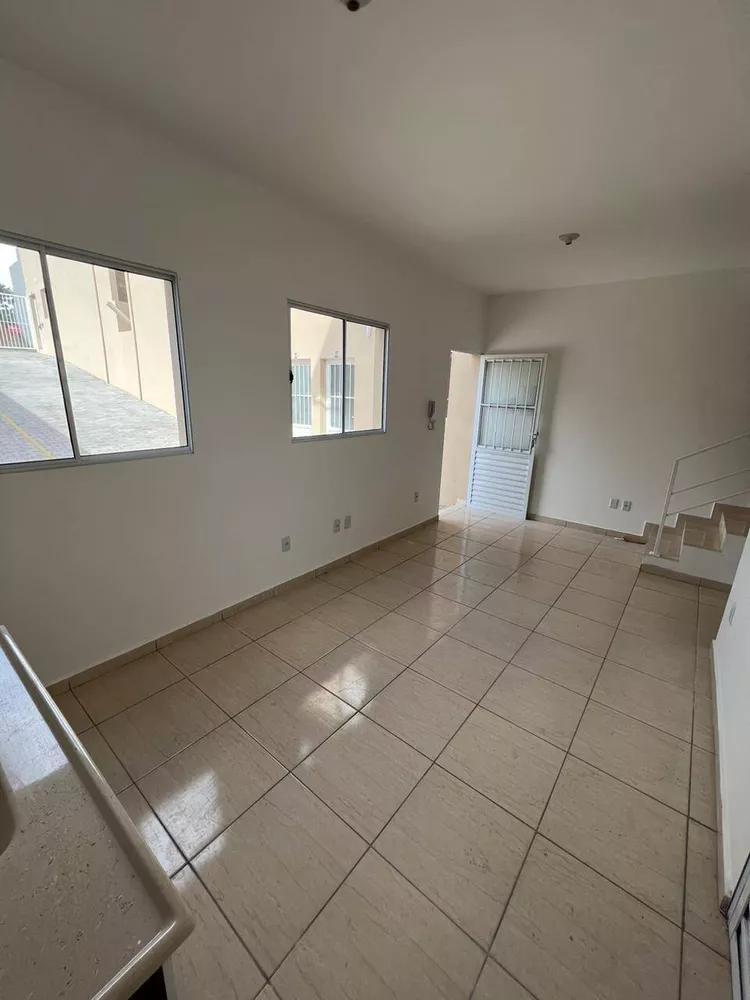 Casa à venda com 2 quartos - Foto 4