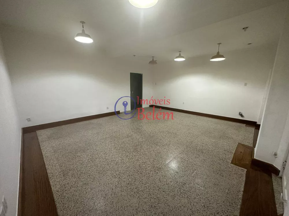 Casa para alugar com 4 quartos, 350m² - Foto 4