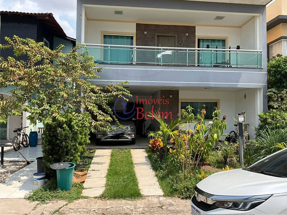 Casa à venda com 3 quartos, 243m² - Foto 1