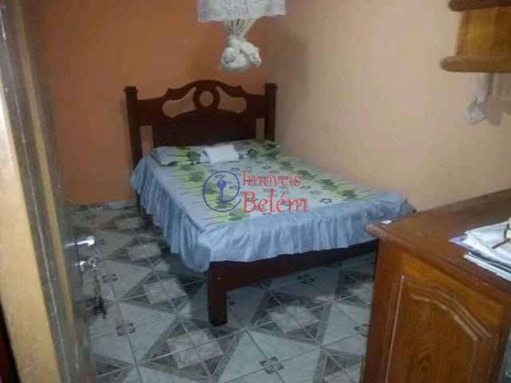 Casa à venda com 3 quartos, 100m² - Foto 4