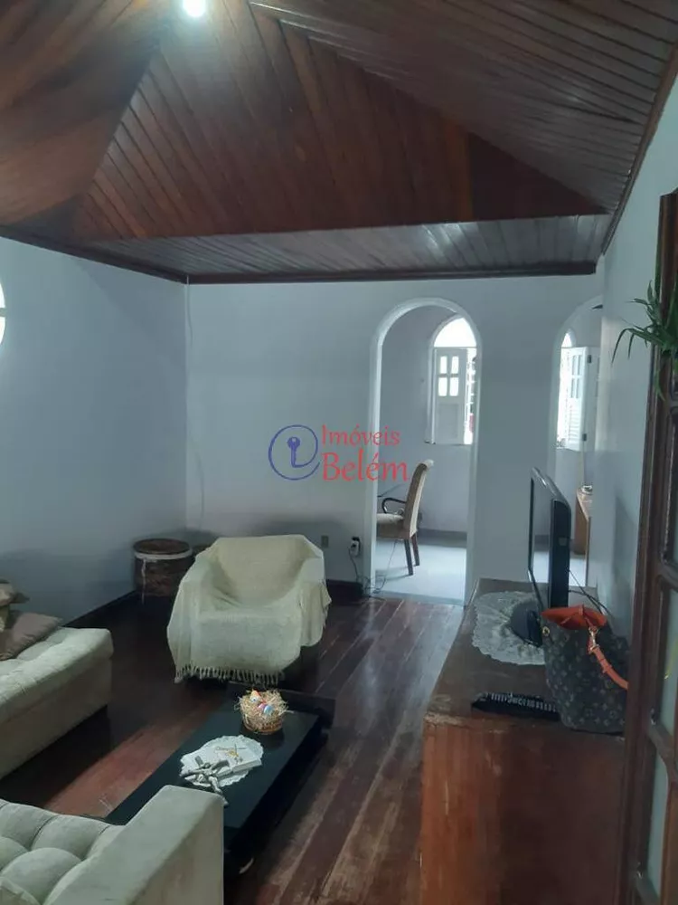 Casa à venda com 3 quartos, 230m² - Foto 3