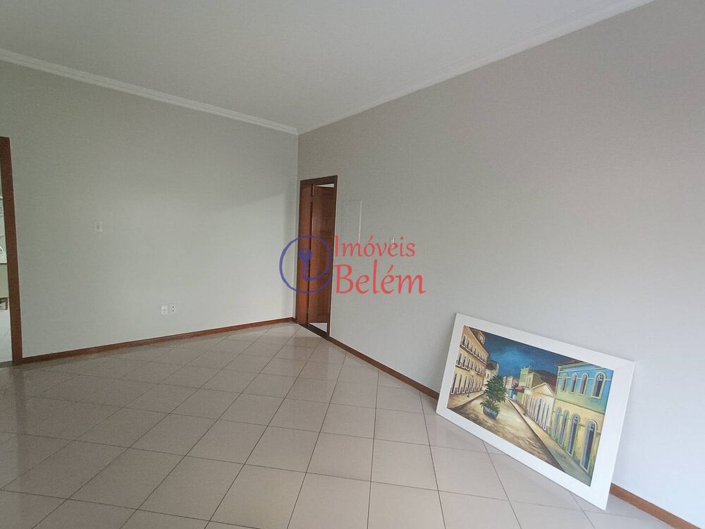 Casa, 4 quartos, 240 m² - Foto 2