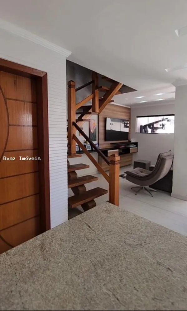 Casa, 4 quartos, 136 m² - Foto 2