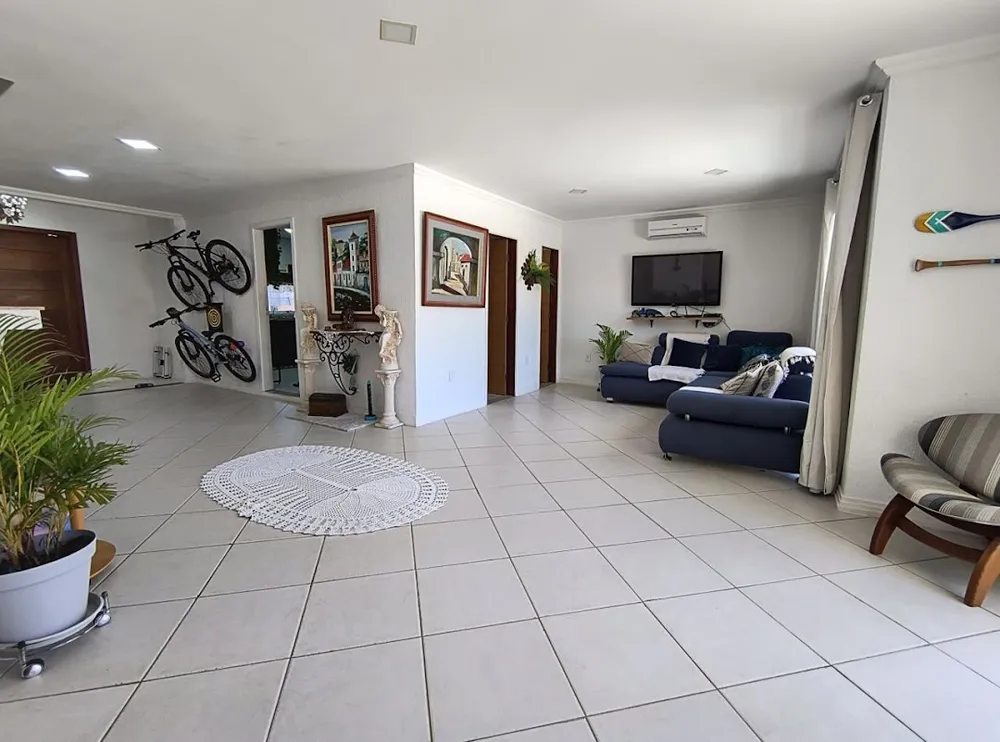 Casa, 4 quartos, 250 m² - Foto 6