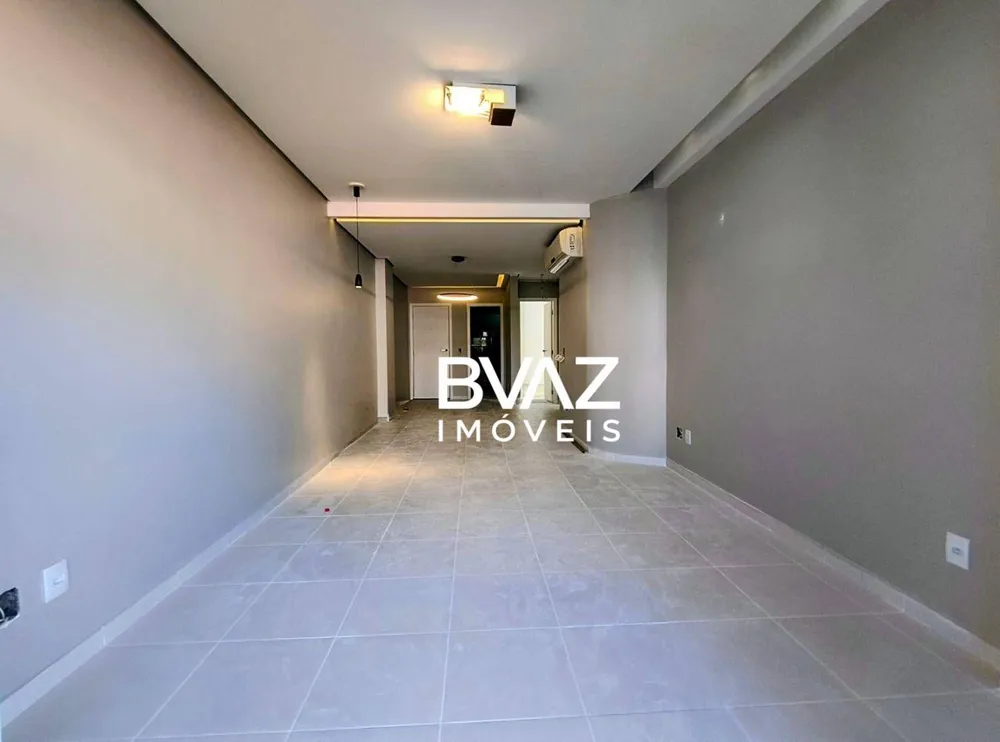 Apartamento, 3 quartos, 131 m² - Foto 2