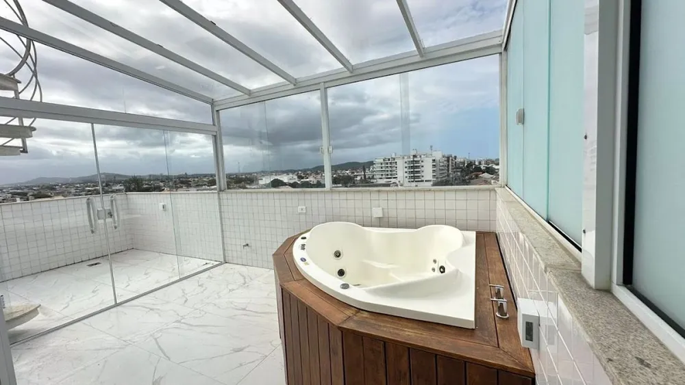Cobertura, 3 quartos, 196 m² - Foto 1