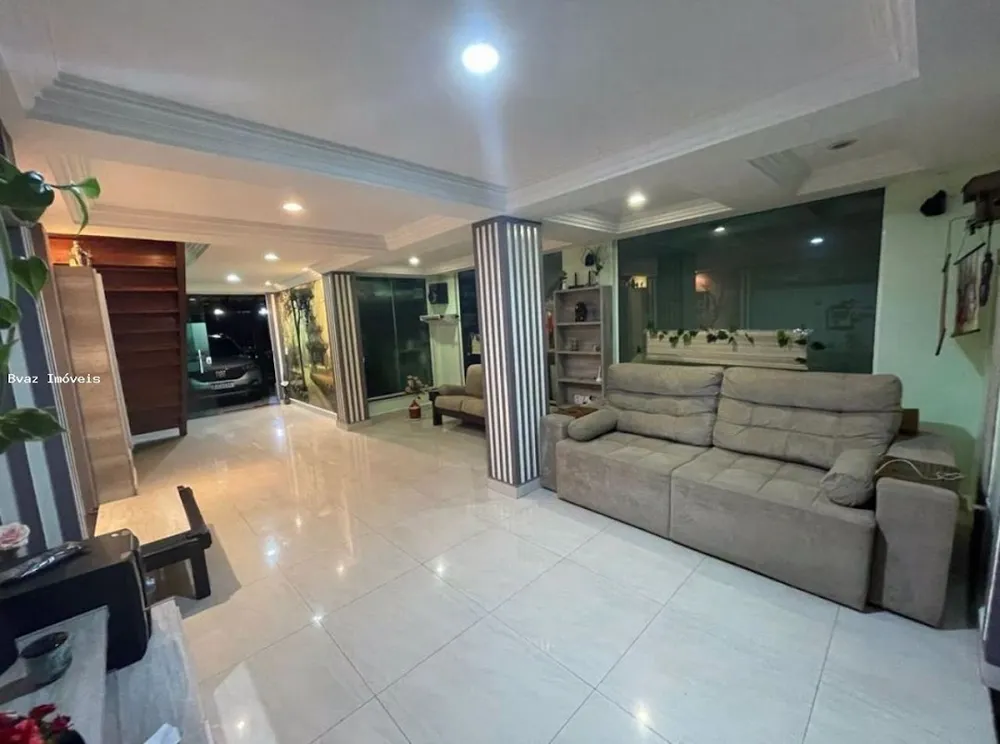 Casa, 5 quartos, 299 m² - Foto 1