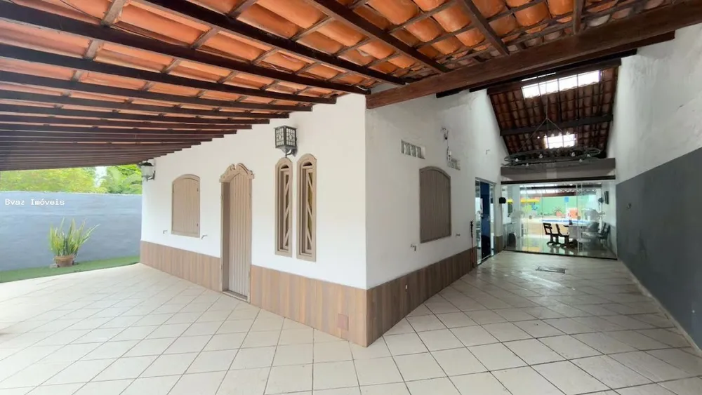 Casa, 5 quartos, 241 m² - Foto 1
