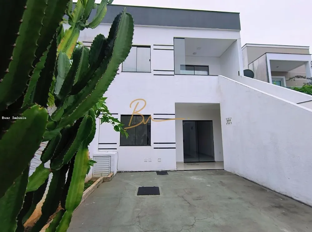 Casa, 4 quartos, 107 m² - Foto 1