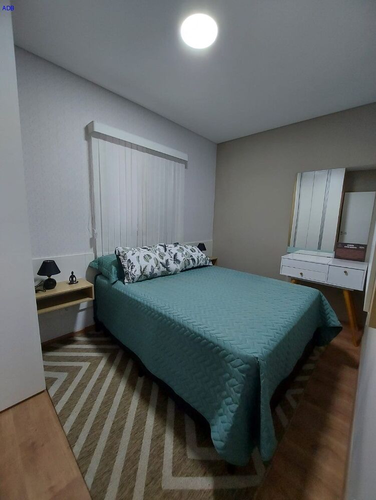 Apartamento à venda com 2 quartos, 44m² - Foto 1