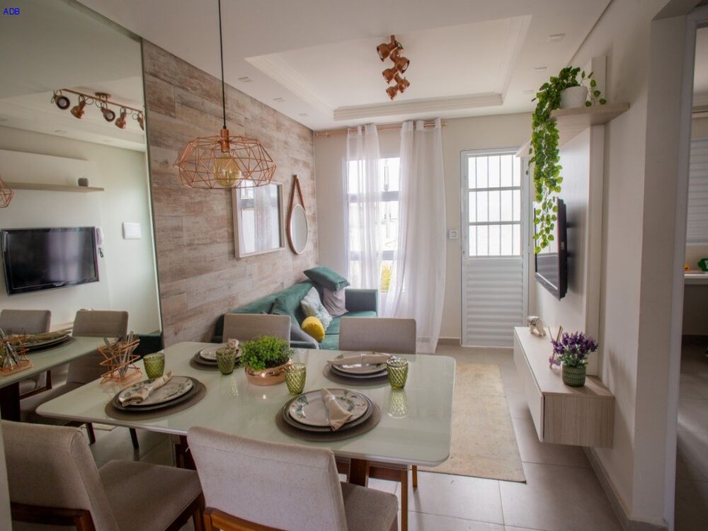 Casa à venda com 2 quartos, 43m² - Foto 1