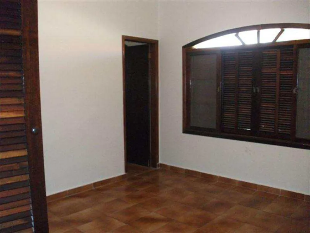 Casa, 3 quartos, 250 m² - Foto 6