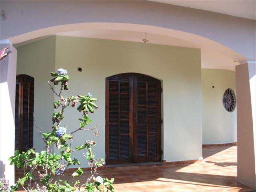 Casa, 3 quartos, 250 m² - Foto 1