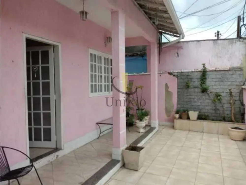 Casa, 2 quartos, 70 m² - Foto 1