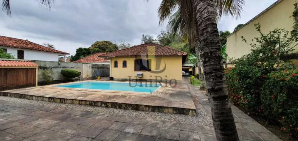 Casa, 4 quartos, 365 m² - Foto 1