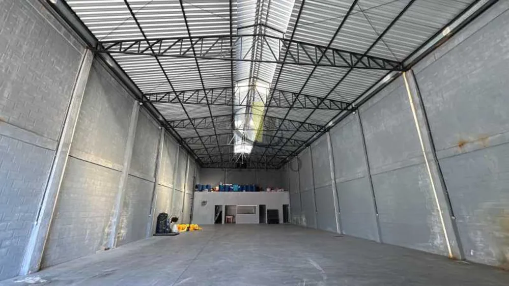 Depósito-Galpão, 555 m² - Foto 1