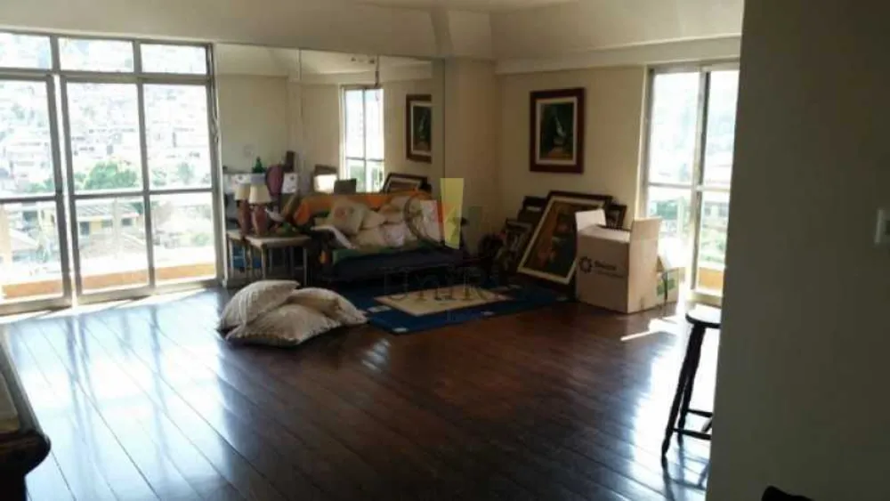 Cobertura, 4 quartos, 245 m² - Foto 2