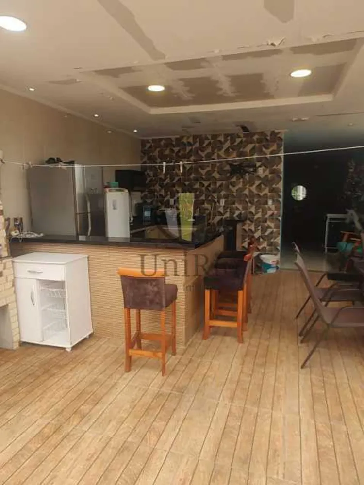 Casa, 4 quartos, 234 m² - Foto 1