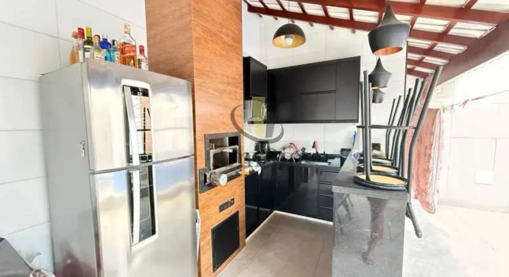 Casa, 4 quartos, 240 m² - Foto 16