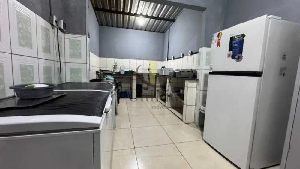 Depósito-Galpão, 900 m² - Foto 1