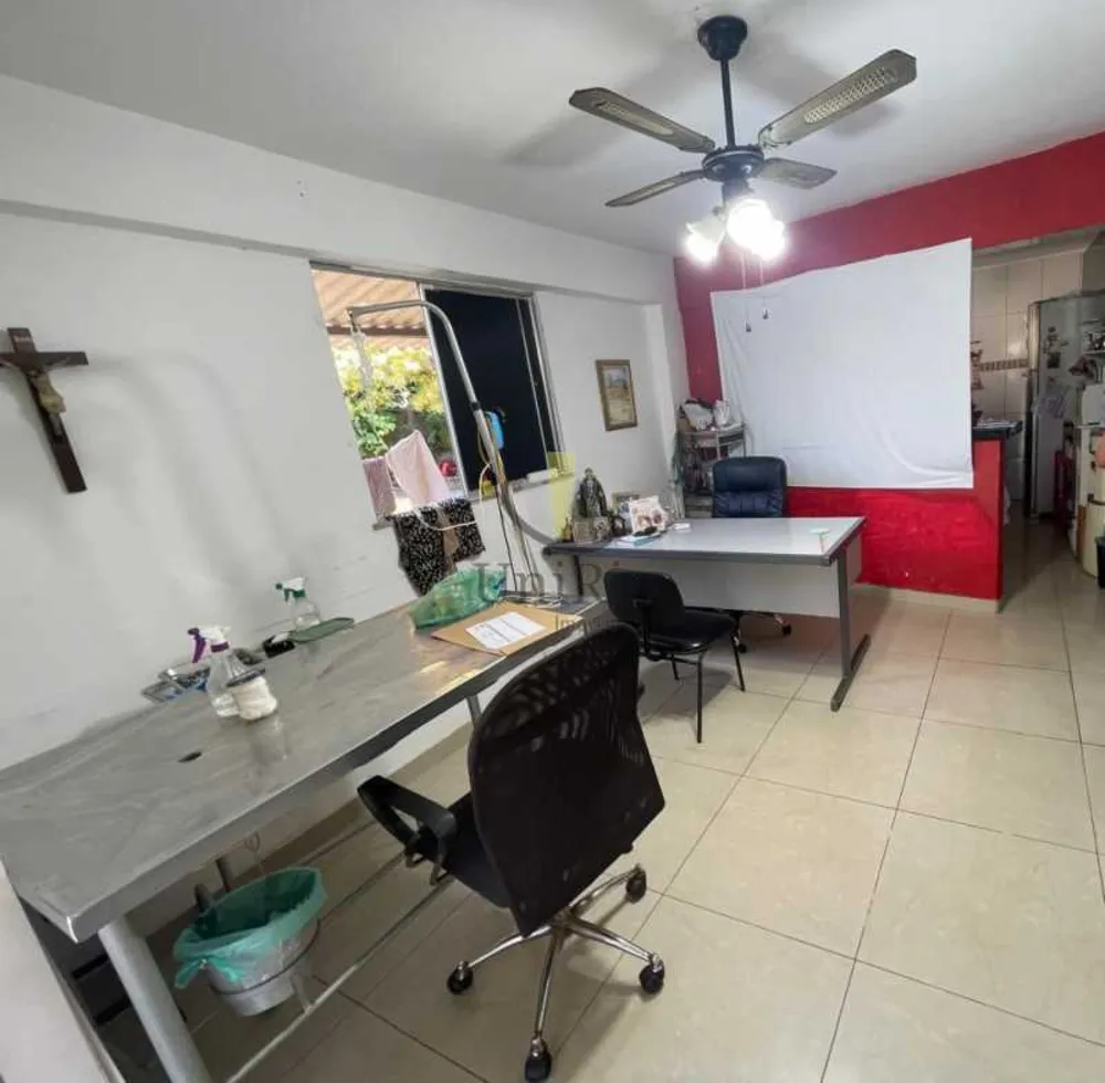 Casa, 3 quartos, 300 m² - Foto 2
