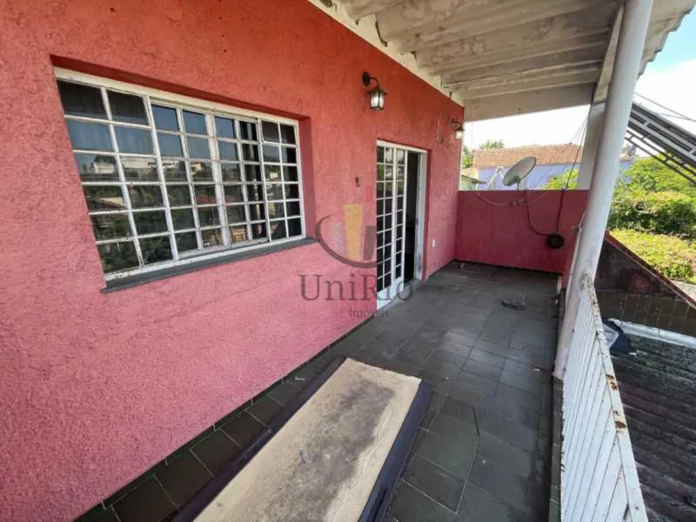 Casa, 3 quartos, 300 m² - Foto 1