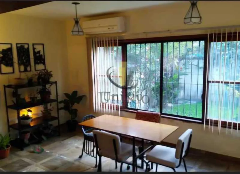 Casa, 4 quartos, 246 m² - Foto 6