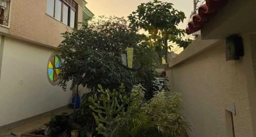 Casa, 4 quartos, 248 m² - Foto 10