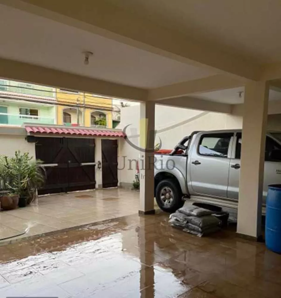 Casa, 4 quartos, 248 m² - Foto 4
