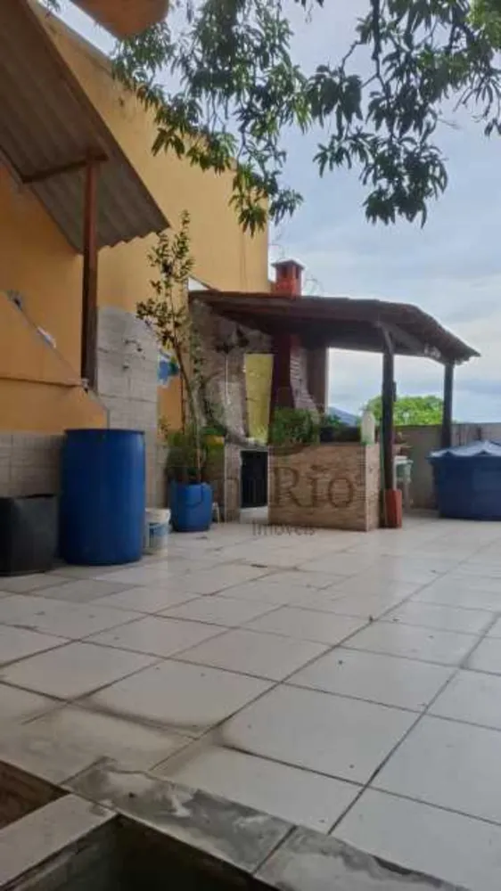 Casa, 4 quartos, 220 m² - Foto 1