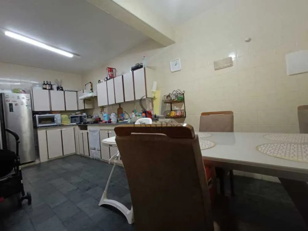 Casa, 5 quartos, 250 m² - Foto 12