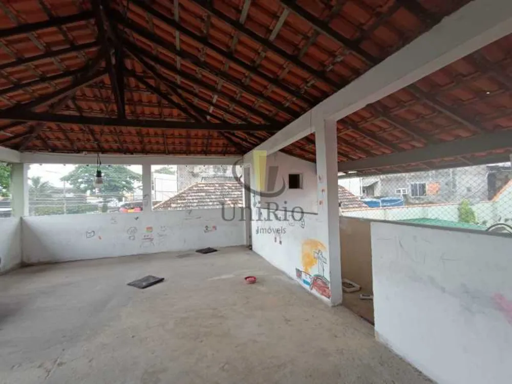 Casa, 5 quartos, 250 m² - Foto 4