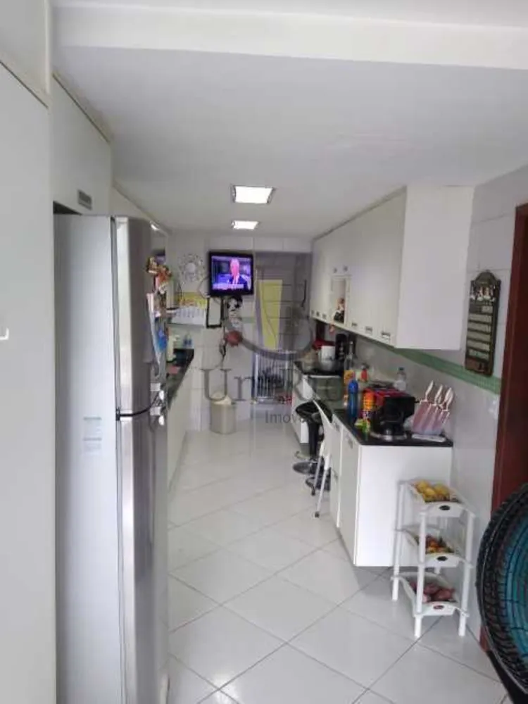 Apartamento, 3 quartos, 147 m² - Foto 9