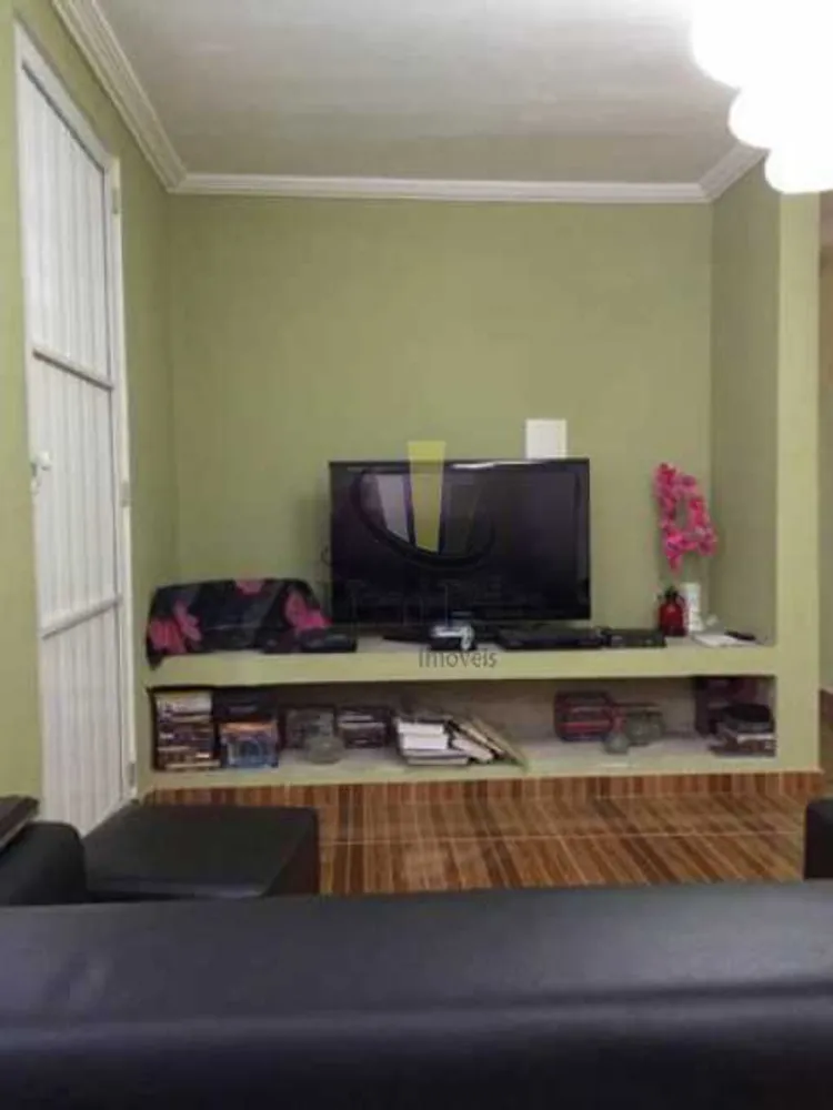 Casa, 3 quartos, 240 m² - Foto 35