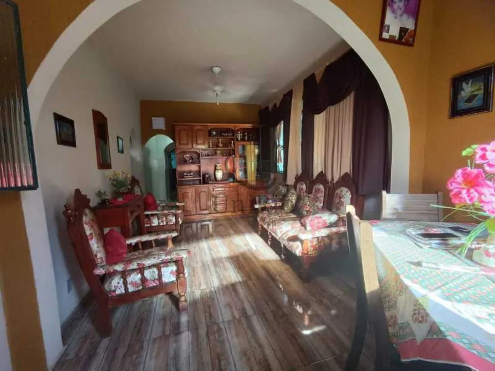 Casa, 4 quartos, 250 m² - Foto 2