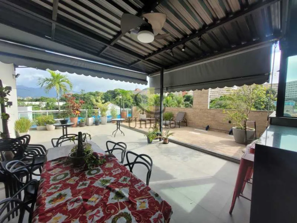 Cobertura, 3 quartos, 220 m² - Foto 4