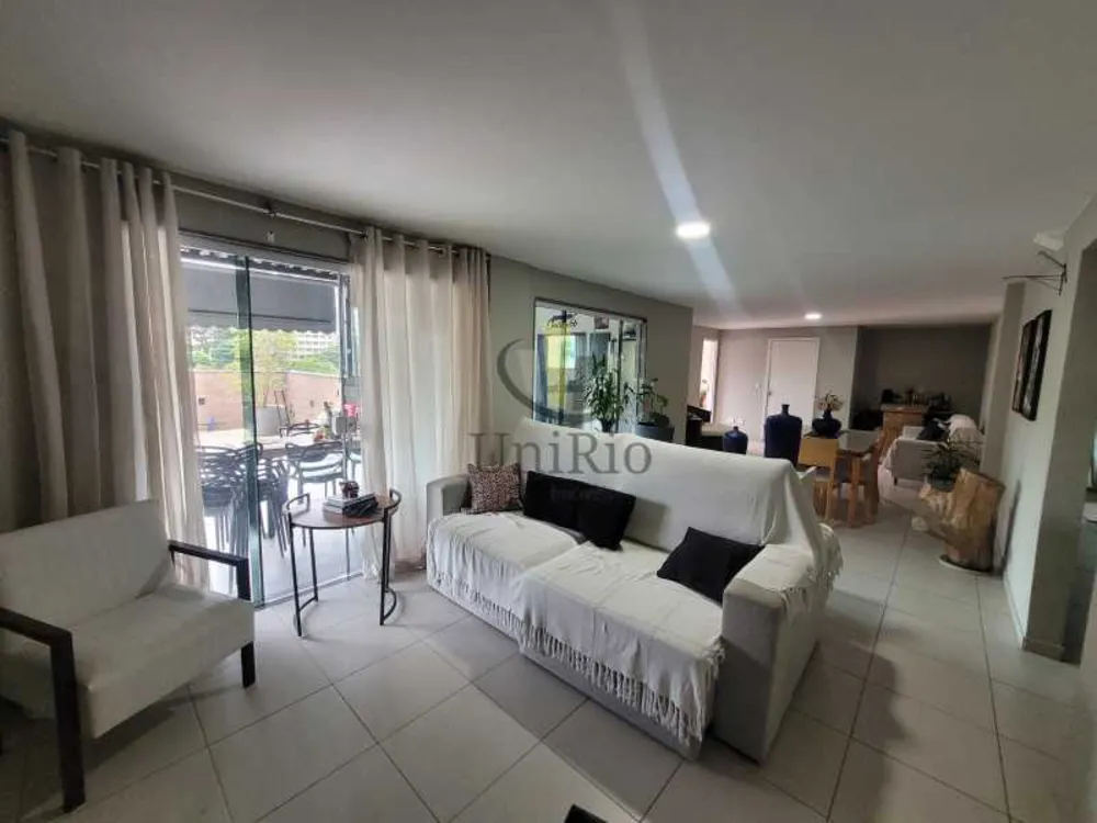 Cobertura, 3 quartos, 220 m² - Foto 14