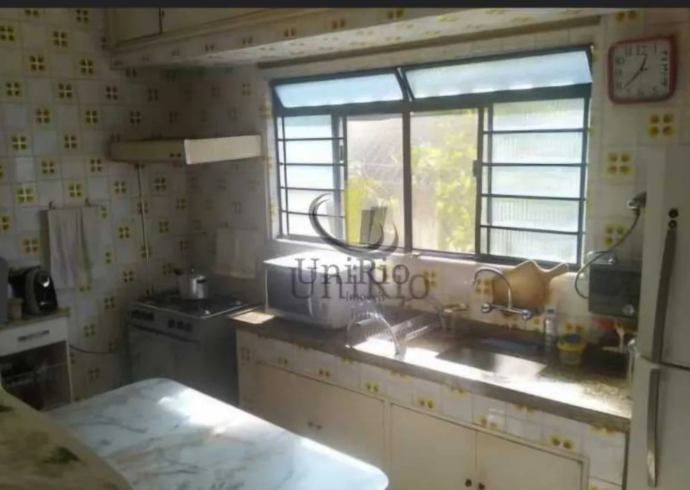 Casa, 4 quartos, 246 m² - Foto 2