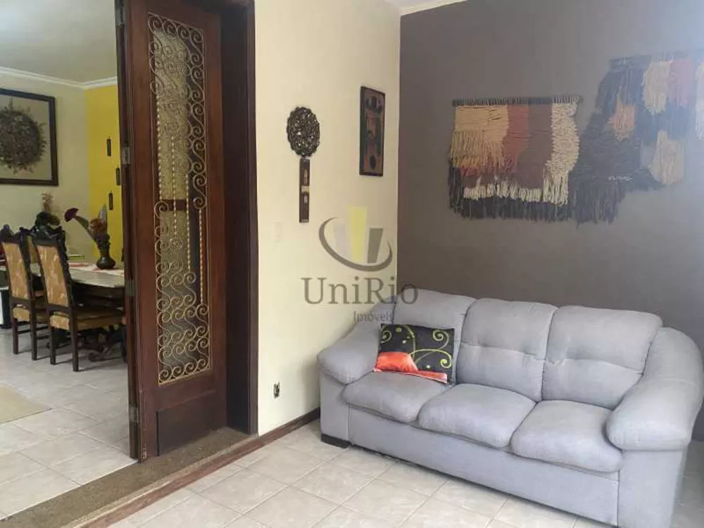 Casa, 5 quartos, 338 m² - Foto 3