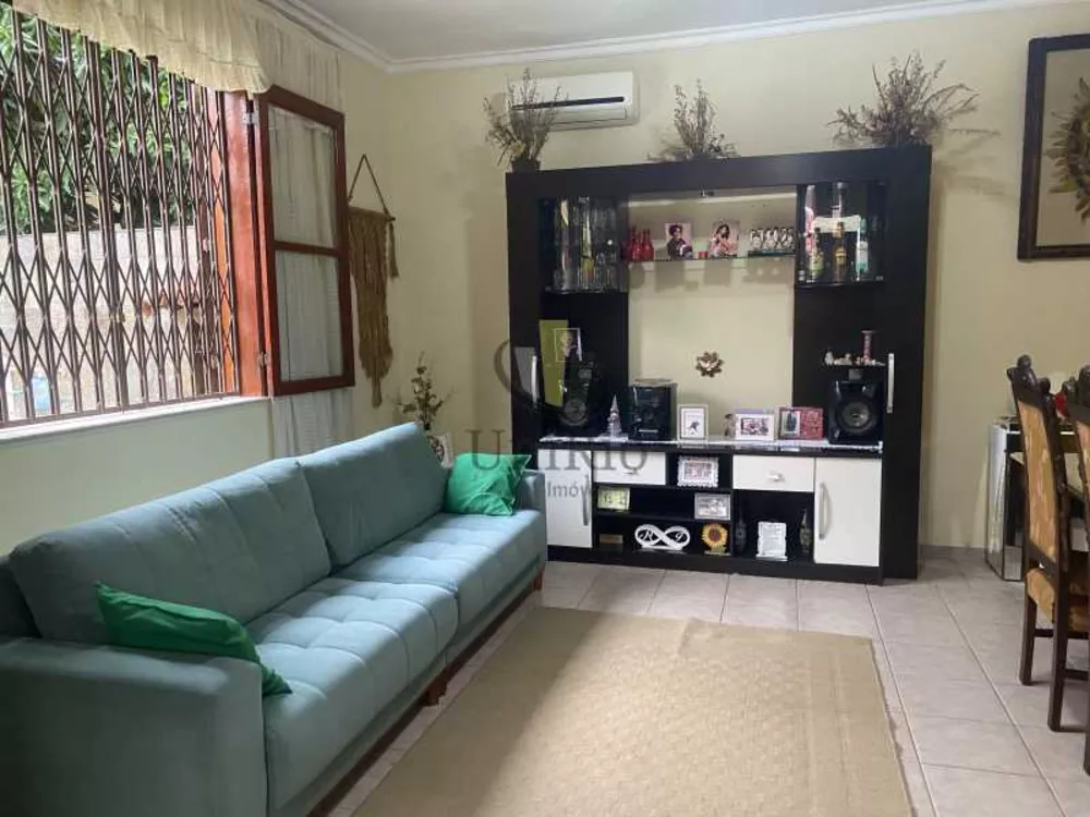 Casa, 5 quartos, 338 m² - Foto 7