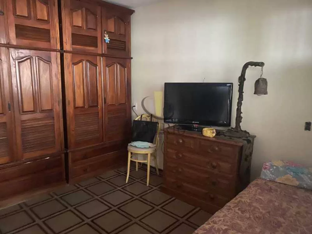 Casa, 5 quartos, 338 m² - Foto 9