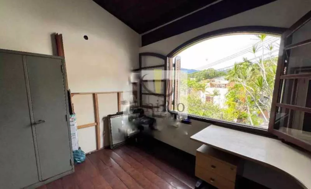 Casa, 4 quartos, 700 m² - Foto 23