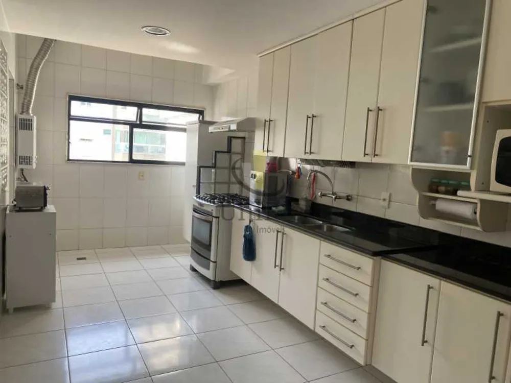 Cobertura, 3 quartos, 218 m² - Foto 18