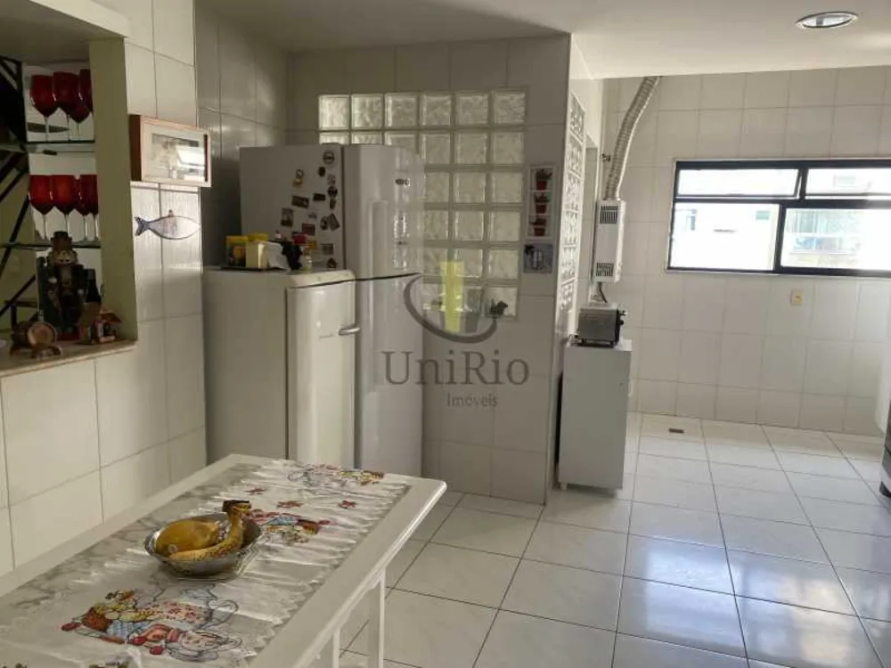 Cobertura, 3 quartos, 218 m² - Foto 19