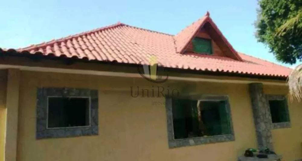 Casa, 3 quartos, 250 m² - Foto 1