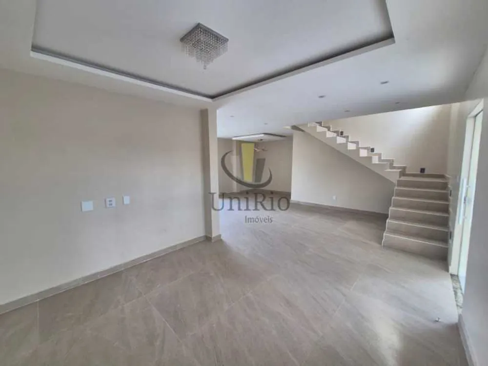 Casa, 3 quartos, 200 m² - Foto 2