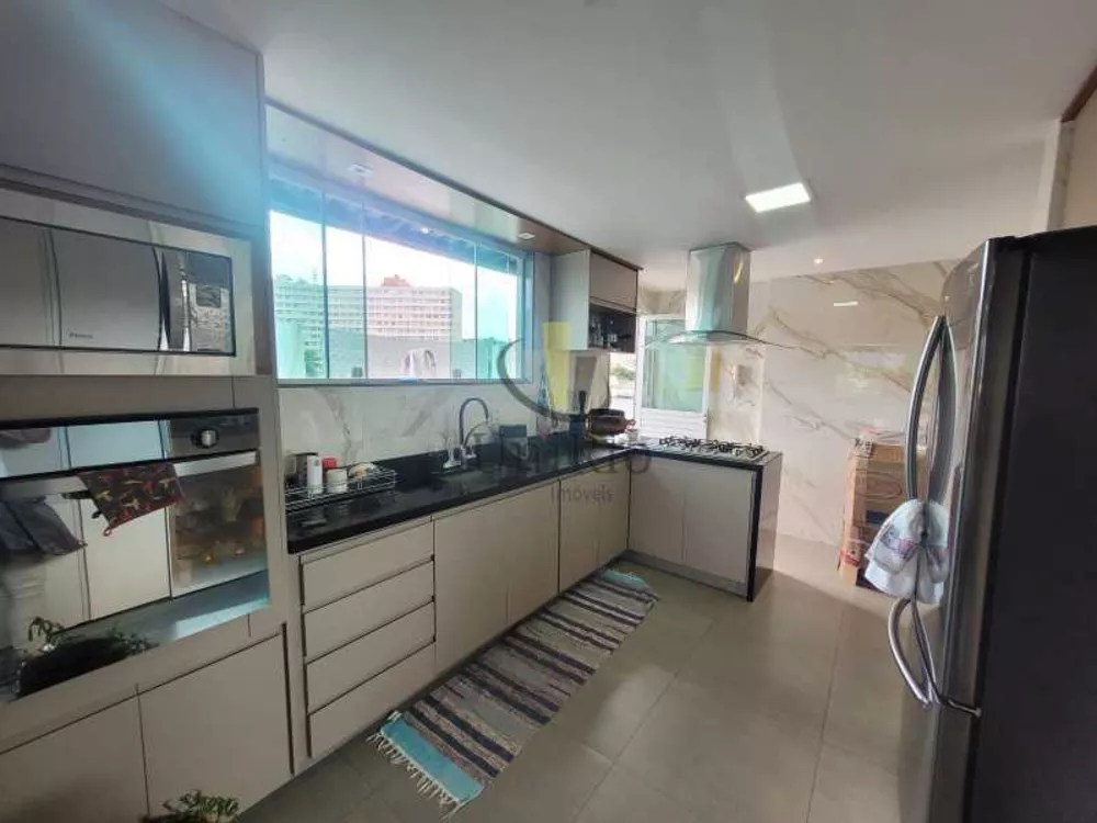 Cobertura, 3 quartos, 220 m² - Foto 24