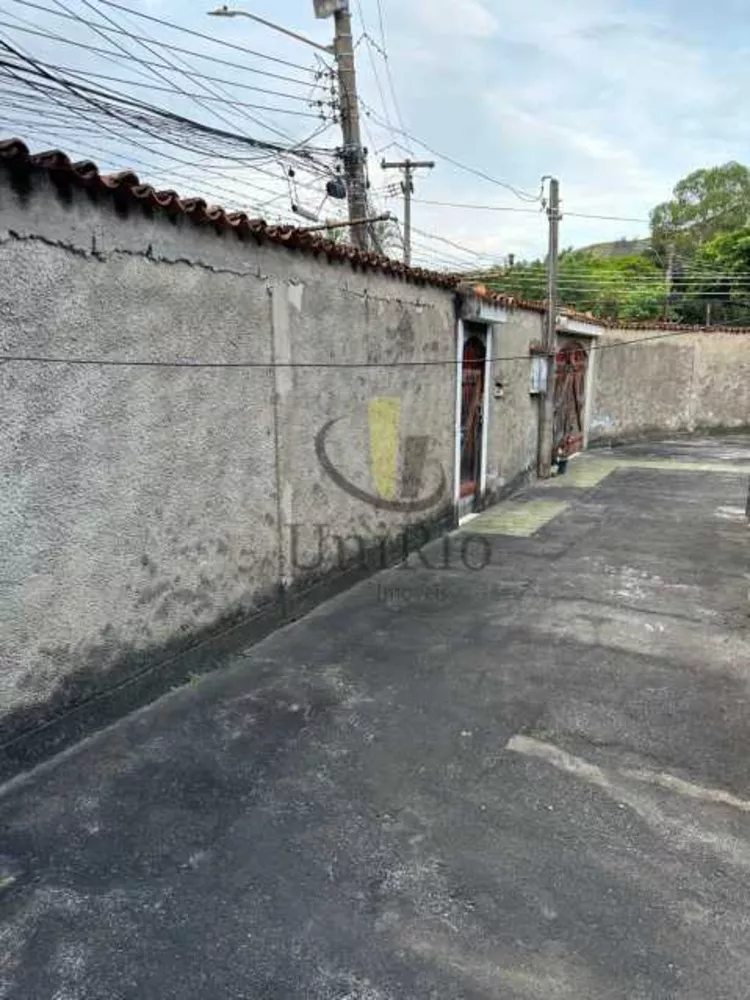 Casa, 1 quarto, 256 m² - Foto 2