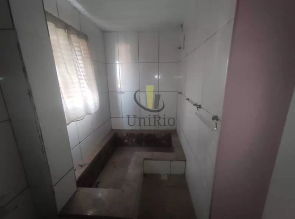 Casa, 7 quartos, 250 m² - Foto 4